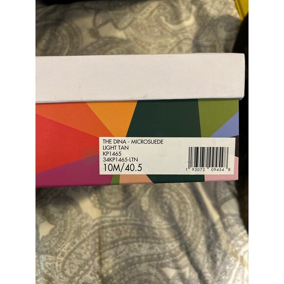 Katy Perry size 10 light tan microsuede pump - Picture 6 of 6